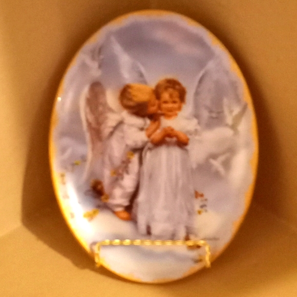 Angel Kisses by Sandra Kruk Collector Plate - Picture 6 of 10